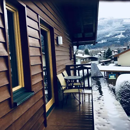 阿拉贝拉高尔夫及滑雪公寓 公寓 *